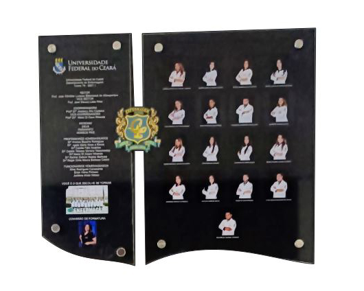 Placa Mural de formatura faculdade formandos title=