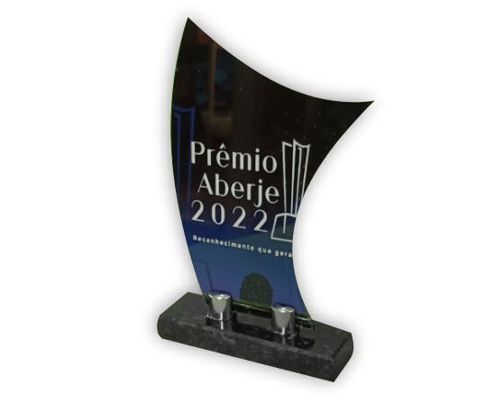Troféu formato veleiro, de acrílico 13x18cm, base de granito title=